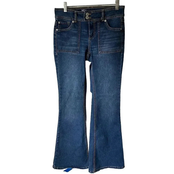 Y2K No Boundaries Jeans Low Rise Medium Wash Blue Women’s 5 Flare Leg Pockets - Picture 1 of 8